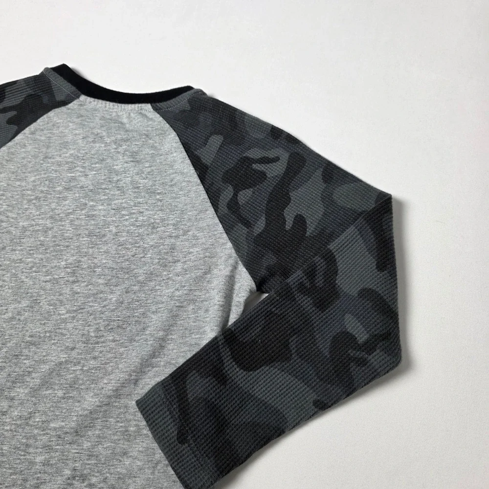 Old Navy Graphic Tee Kids Small 6-7‎ Grey Little Bear Camo Long Sleeve Shirt